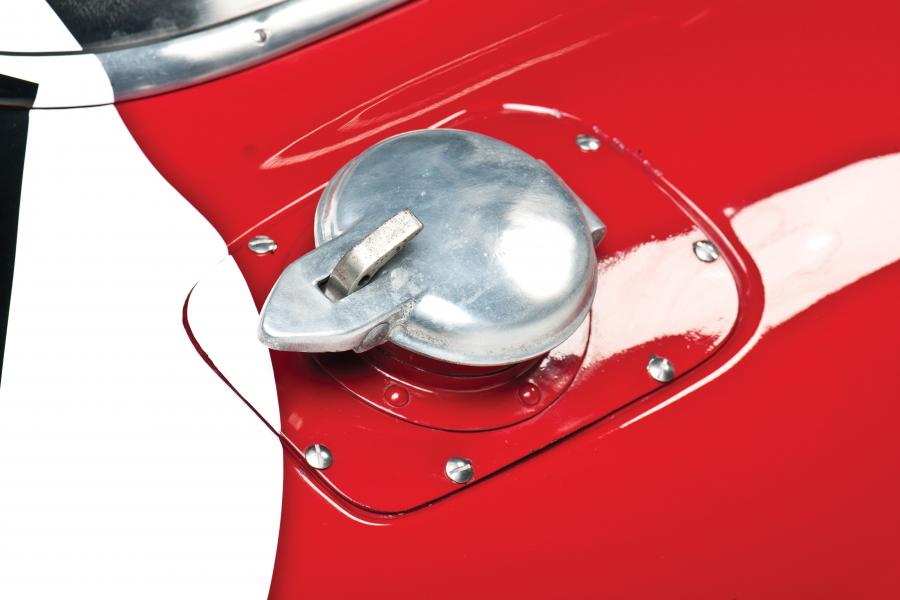 Детали экстерьера Alfa Romeo Giulia TZ (105) 1963 года  (фото 16 из 58)